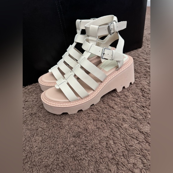 Dolce Vita Galore Buckle Heel Gladiator Ivory Sandals Shoes Cream 9 NEW - Picture 4 of 9